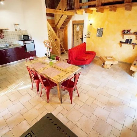 Dom wakacyjny Maison Povil