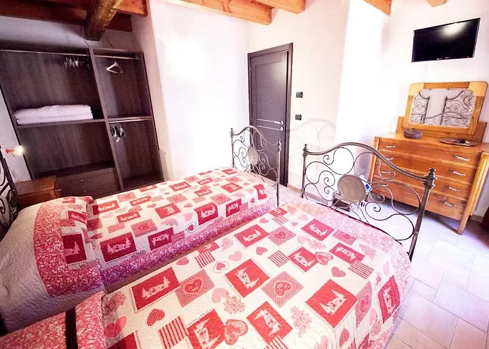 Maison Povil Nyaraló *